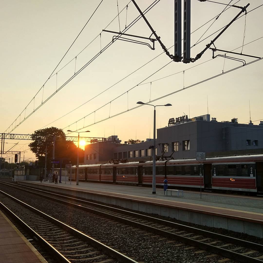 Poranek żegna mnie piękny :) #małaOjczyzna #podkarpacie…