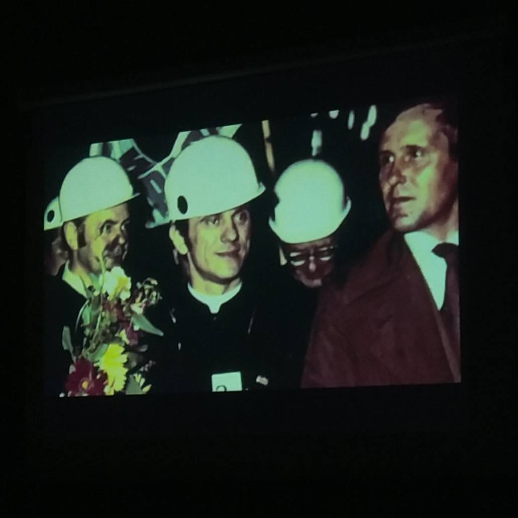 Na koniec Triduum z ks. Popiełuszko oglądamy anglojęzyczny film…