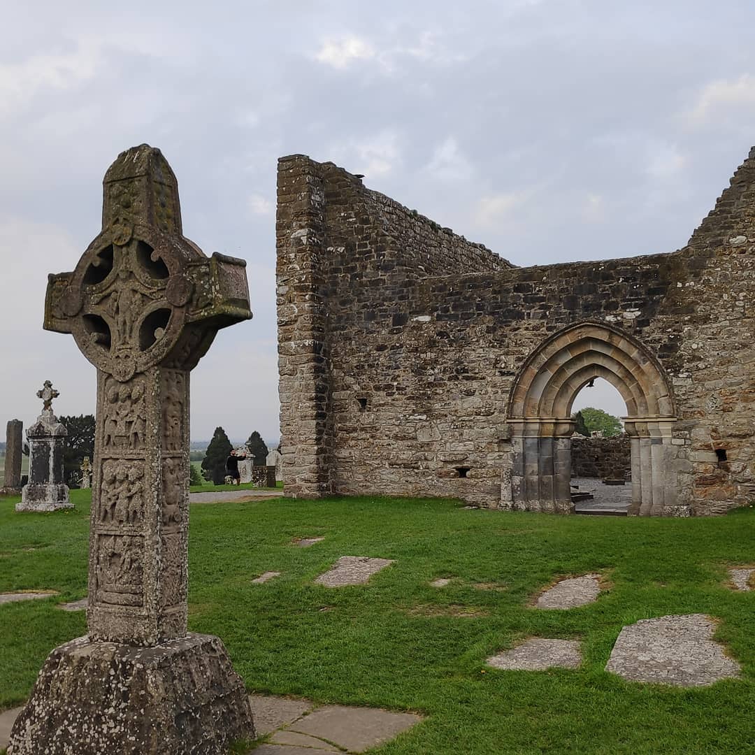 Clonmacnois, tu zawsze warto wracać :) #celticchristianity…