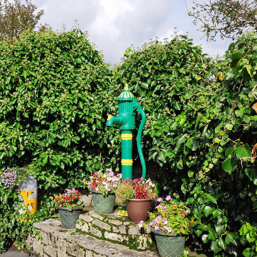 Irlandzka wieś ma swój urok. Życie w innym wymiarze :)…