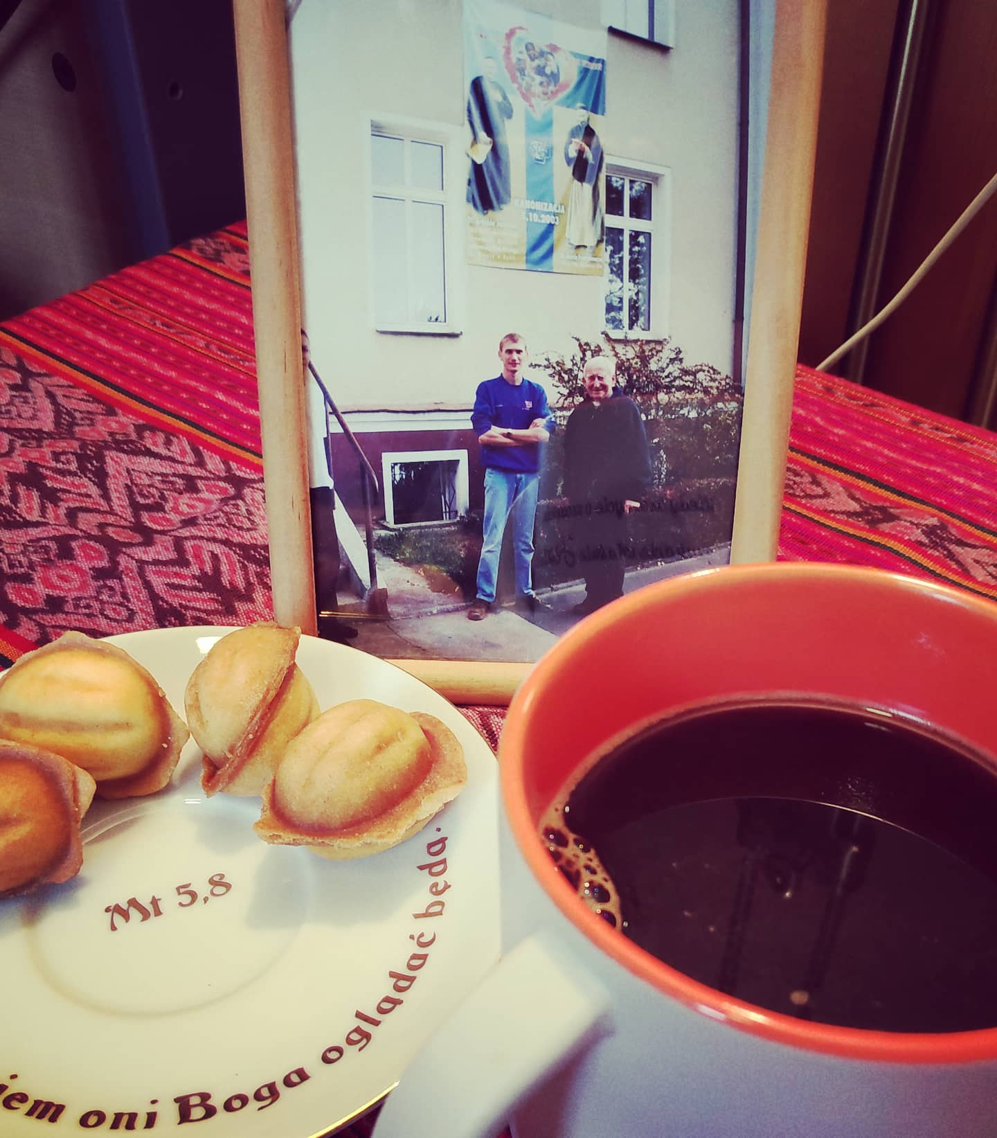 Dziś kawa w doborowym towarzystwie :) 102 lata temu urodził się Sługa Boży o. Marian Żelazek. Jestem bardzo wdzięczny, ż