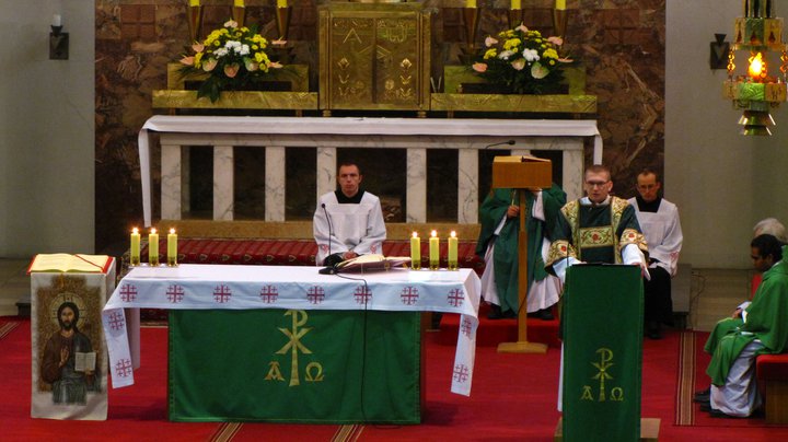 Dziś niczym Pan Jezus w Nazarecie stanąłem pierwszy raz wśród…