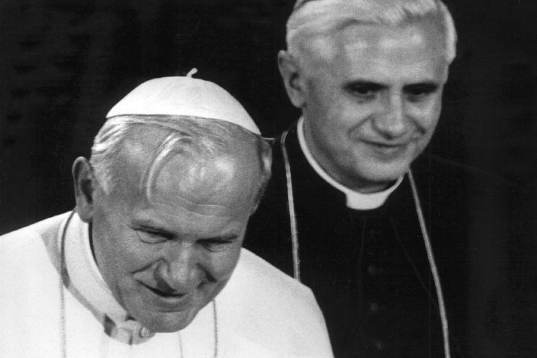 Benedykt XVI w książce zawierającej wspomnienia…
