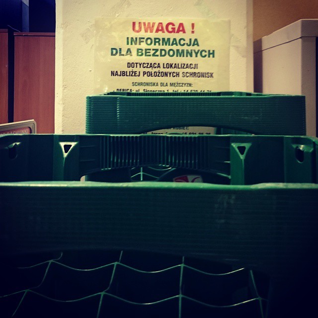 #Dębica #bezdomni #absurdy W jednym z centrów handlowych w…