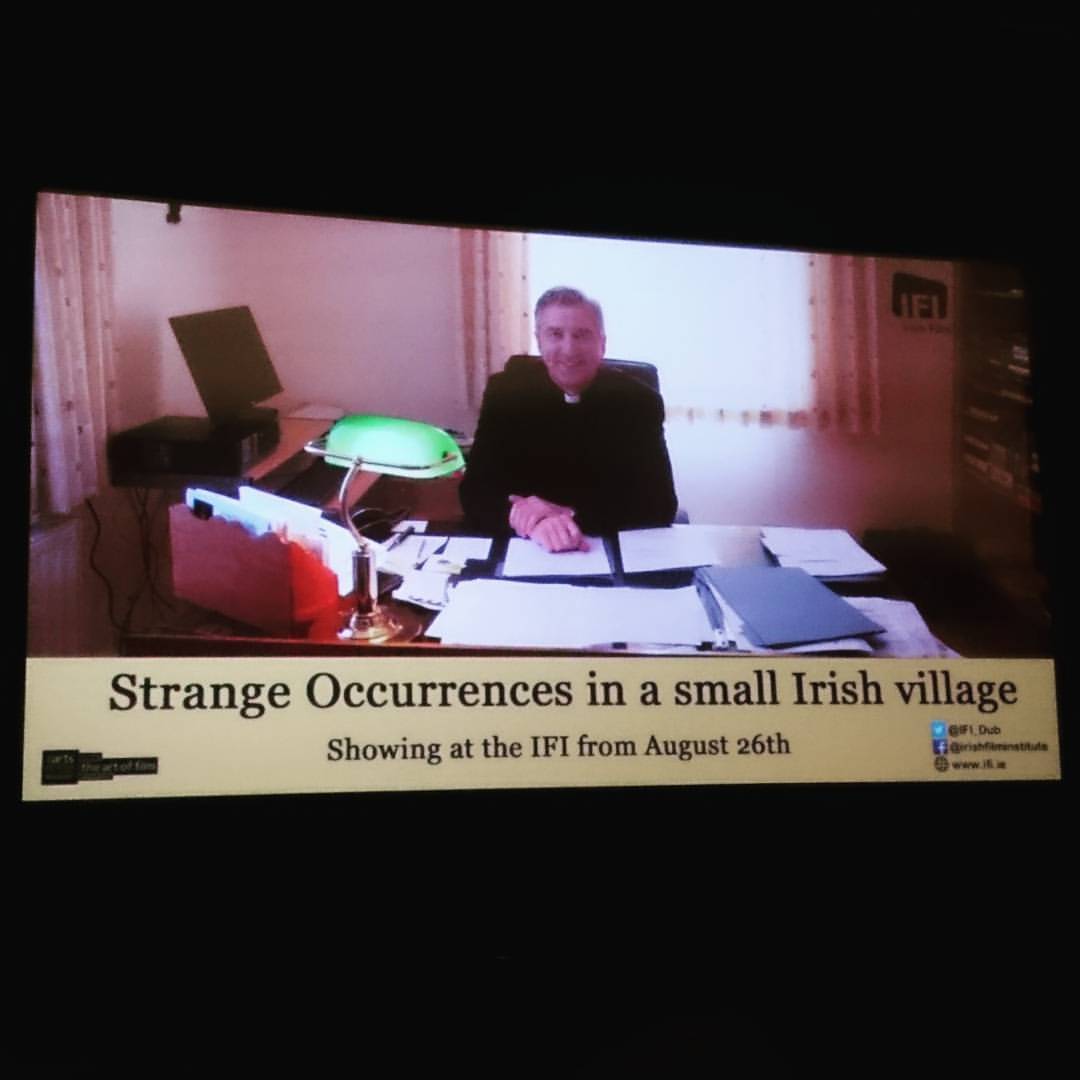 Takie kina studyjne to ja lubię :) Przychodzisz film zaczyna…