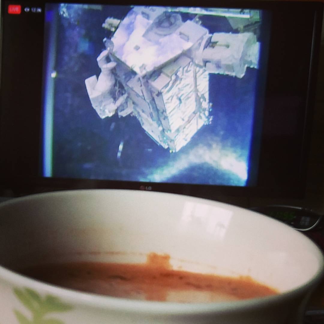 #coffebreak with #iss and live broadcast of #Eva #spacewalk…