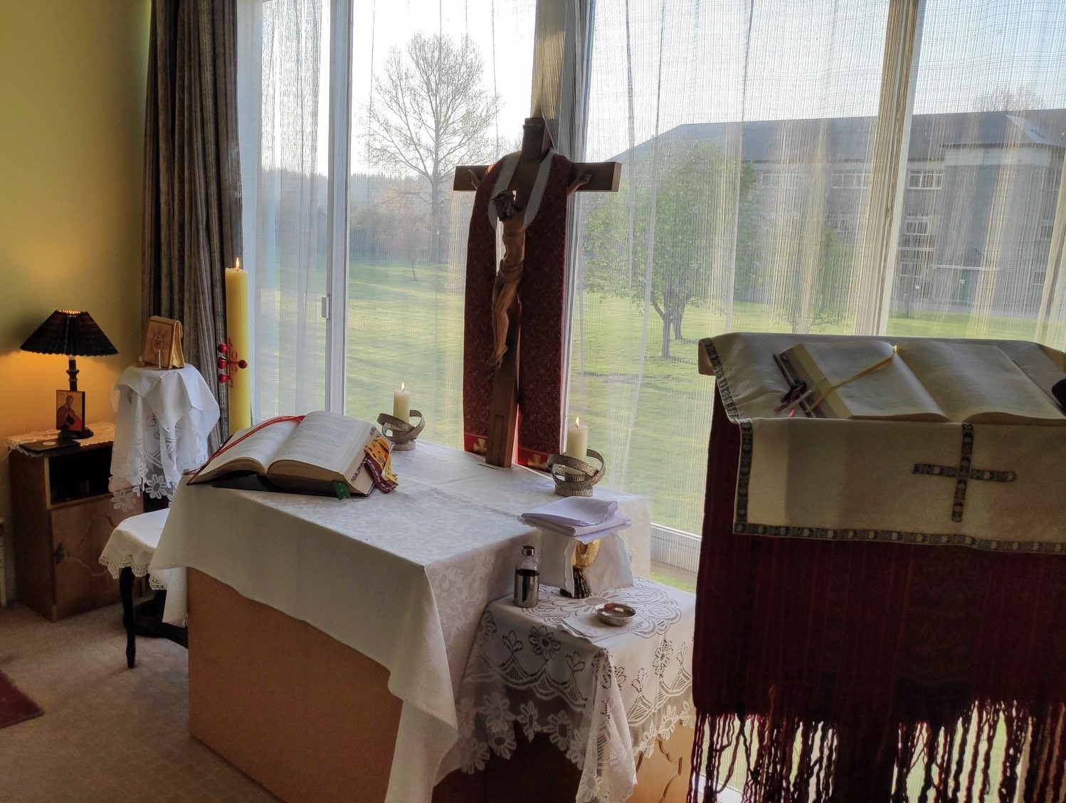 # **Liturgia Godzin** # **Niedzieli Dobrego Pasterza** # **na…