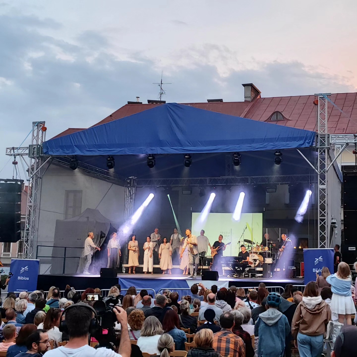 A piękny w przeżycia i spotkania dzień kończy się w Tarnowie…